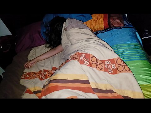 ❤️ Stepson berating a sua jovem madrasta enquanto ela dorme. ️ Porno vídeo em nós pt.porn-93.ru ❌️